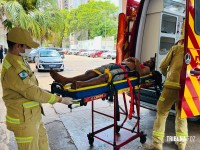 Homem é agredido após dívida com tráfico em beco do Jardim Canadá