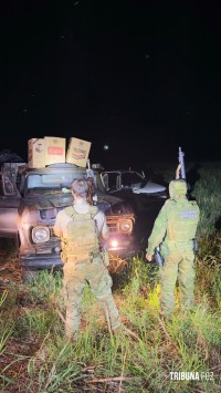 BPFRON e PF apreendem caminhão carregado com 12.500 pacotes de cigarros contrabandeados do Paraguai as margens do Lago de Itaipu