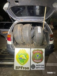 Policia Federal e PMPR realizam apreensão de pneus contrabandeados em Foz do Iguaçu