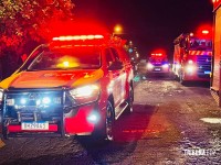 Explosão por vazamento de gás destrói apartamento em condomínio no bairro Vila Yolanda em Foz do Iguaçu