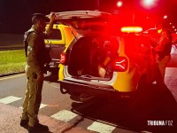 Perseguição termina com apreensão de maconha e mulher presa durante a madrugada em Foz do Iguaçu 