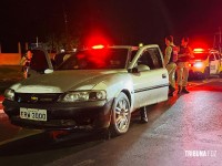 Perseguição termina com apreensão de maconha e mulher presa durante a madrugada em Foz do Iguaçu 