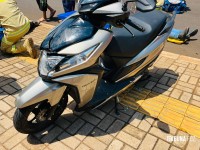 Colisão entre duas motocicletas deixa homem e mulher feridos na Vila Miranda