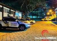 Homem é executado a tiros na frente dos filhos na Vila Carimã em Foz do Iguaçu