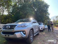 Policia Nacional recupera veículo furtado em Foz do Iguaçu e abandonado em Hernandárias