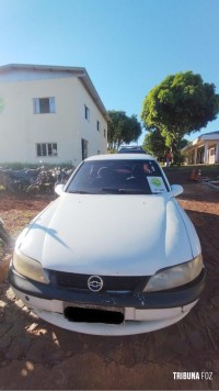 PM prende suspeito por porte ilegal de arma de fogo na cidade de Medianeira