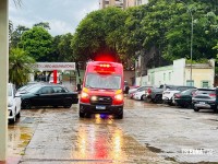 Após perseguição, caminhonete é fuzilada e homem fica ferido por disparos de arma de fogo no Bairro Três Lagoas