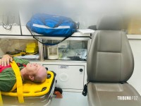 Após perseguição, caminhonete é fuzilada e homem fica ferido por disparos de arma de fogo no Bairro Três Lagoas