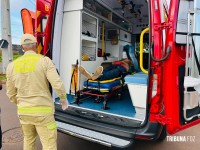 Colisão entre carro e motocicleta deixa homem ferido na Vila C