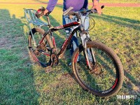 Criança de 10 anos colide bicicleta com veículo e é socorrido pelo Siate 