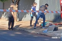 Fronteira violenta: Homem é executado a tiros em frente a lavacar no Jardim Alice