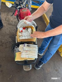 PF e Receita Federal apreendem medicamentos para emagrecimento ocultos em motocicleta na Ponte da Amizade