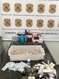 Policia Federal prende passageiro por contrabando de medicamentos no Aeroporto de Foz do Iguaçu