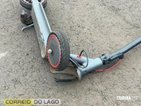 Jovem fica ferida após colisão entre patinete elétrico e carro em Santa Helena