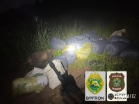 BPFRON e PF apreendem 291,9 Kg de maconha tipo capulho às margens do Rio Paraná em Foz do Iguaçu
