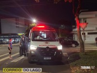 Jovens ficam feridos em acidente entre carro e moto em Santa Helena