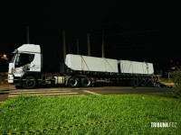 Motociclista morre após colidir com carreta parada na Av. Mário Filho em Foz do Iguaçu