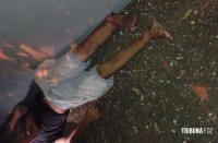 Jovem fica em estado gravíssimo após colisão entre carro e motocicleta no Jardim São Luiz