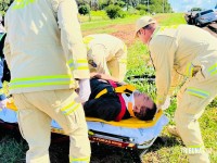 Colisão entre dois carros deixa feridos na BR-277 em São Miguel do Iguaçu