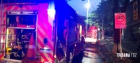 Bombeiros são mobilizados após incêndio em bicicletaria no Bairro Boicy em Foz do Iguaçu 