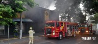 Bombeiros são mobilizados após incêndio em bicicletaria no Bairro Boicy em Foz do Iguaçu 