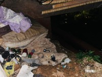 Homem é resgatado debaixo de ponte após ser agredido e cair no Rio Almada na Av. Tancredo Neves