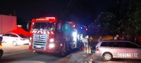 Quatro viaturas dos Bombeiros são mobilizados após fogo em entulho na Vila Yolanda