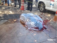 Adolescente mata tio a tiros por suspeita de ciúmes