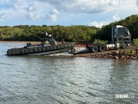 Polícia Federal recebe nova lancha blindada em Foz do Iguaçu