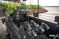 Polícia Federal recebe nova lancha blindada em Foz do Iguaçu