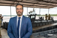 Polícia Federal recebe nova lancha blindada em Foz do Iguaçu