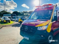 Acidente entre carro e moto deixa vítima ferida na rotatória da Av. Costa e Silva