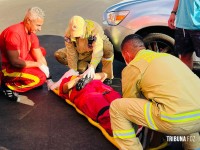 Acidente entre carro e moto deixa vítima ferida na rotatória da Av. Costa e Silva