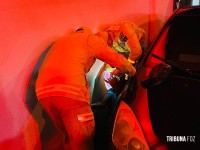 Homem cai após sair de bar e é socorrido pelo SIATE após ficar ferido no Portal da Foz