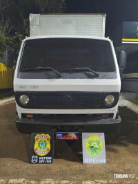 BPFRON e PF recuperam caminhão e apreendem cigarros contrabandeados em Santa Helena