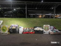 PF e PM prendem dois indivíduos e apreende grande quantidade de mercadorias irregulares em Foz do Iguaçu