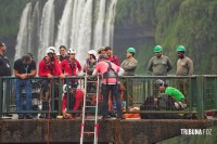 383 Kg de moedas lançadas por visitantes são retiradas das Cataratas do Iguaçu