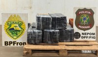 BPFRON e PF apreendem 151,2 Kg de maconha em na rampa do Monsenhor em Foz do Iguaçu