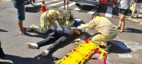 Siate socorre duas vítimas após colisão entre moto e carro no centro de Foz do Iguaçu