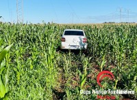 Veículo roubado é localizado na área rural após assalto com dois baleados na BR-277