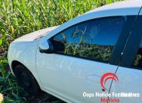 Veículo roubado é localizado na área rural após assalto com dois baleados na BR-277