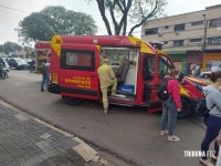 Idoso capota veículo após colisão na Av. Juscelino Kubitschek em Foz do Iguaçu