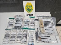 PM prende dois homens e apreende arma e drogas na região norte de Foz do Iguaçu