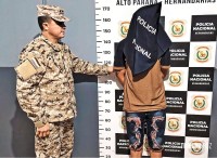 Moradores de Hernandarias detêm suspeito conhecido como "Cuatí" após tentativa de roubo em apartamento