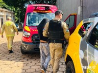 Assalto na BR-277 termina com colisão, suspeito preso e arma apreendida em Foz do Iguaçu