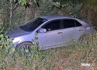 Rastreamento por satélite ajuda a recuperar carro roubado em área arborizada no Paraguai
