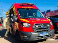 Mulher é atropelada por motocicleta e socorrida pelo Siate no Bairro Três Lagoa