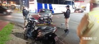 Siate socorre duas vítimas após acidente de trânsito na Av. Felipe Wandscheer