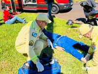 Colisão entre duas motocicletas deixa feridos no bairro Três Lagoas, em Foz do Iguaçu