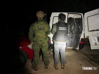 BPFRON e PF apreendem mais de 4.500 pacotes de cigarros contrabandeados em Itaipulândia
